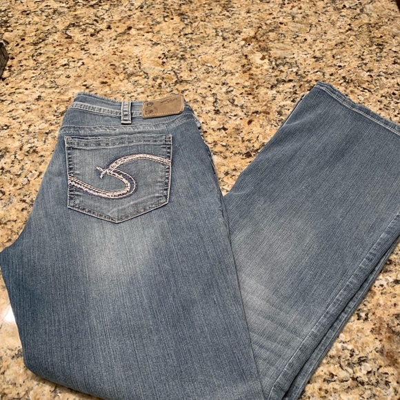 Women’s Silver Jeans - Picture 3 of 3